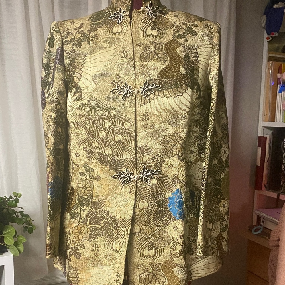 Vintage Ying Tai Company 100% Silk Embroidered Gold Kimono